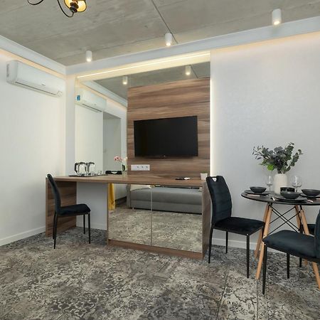 Modern & Comfy Apartment Rakowicka 6 Cracow By Renters Krakow Bagian luar foto