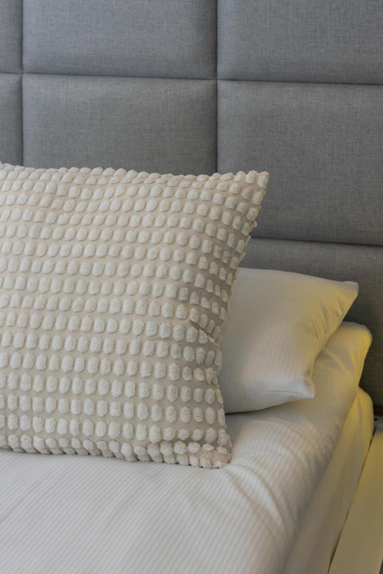 Modern & Comfy Apartment Rakowicka 6 Cracow By Renters Krakow Bagian luar foto