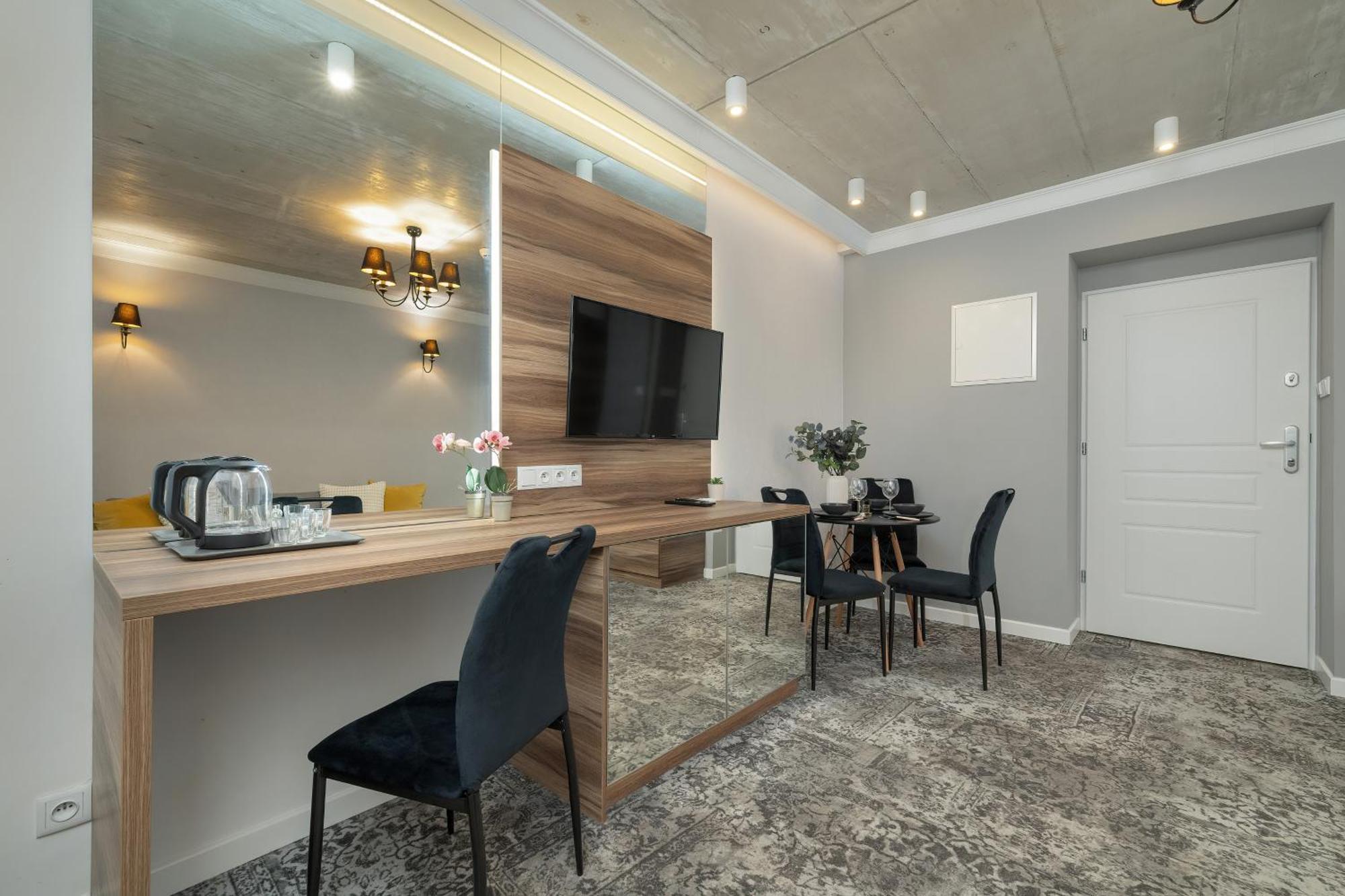 Modern & Comfy Apartment Rakowicka 6 Cracow By Renters Krakow Bagian luar foto