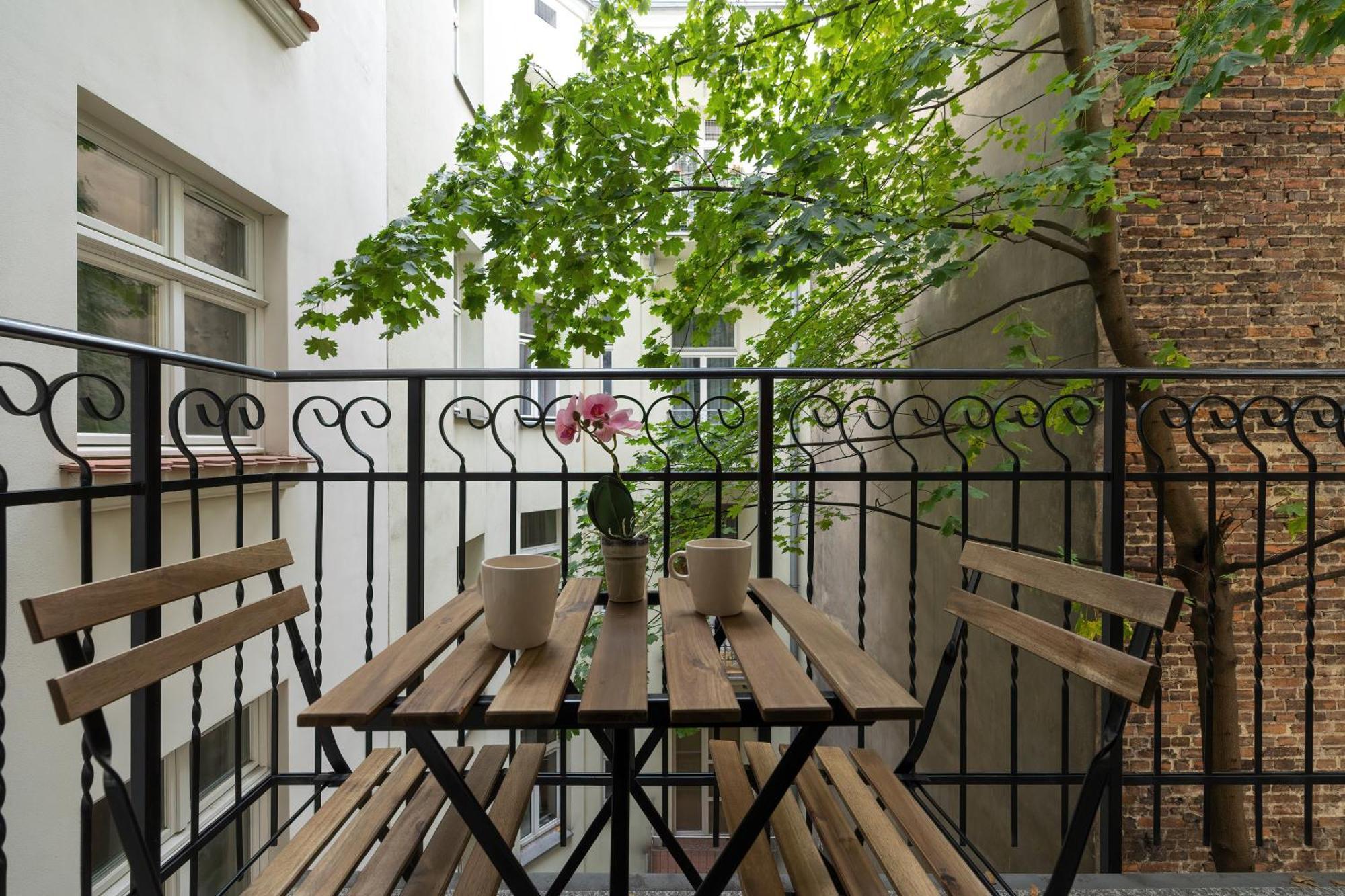 Modern & Comfy Apartment Rakowicka 6 Cracow By Renters Krakow Bagian luar foto