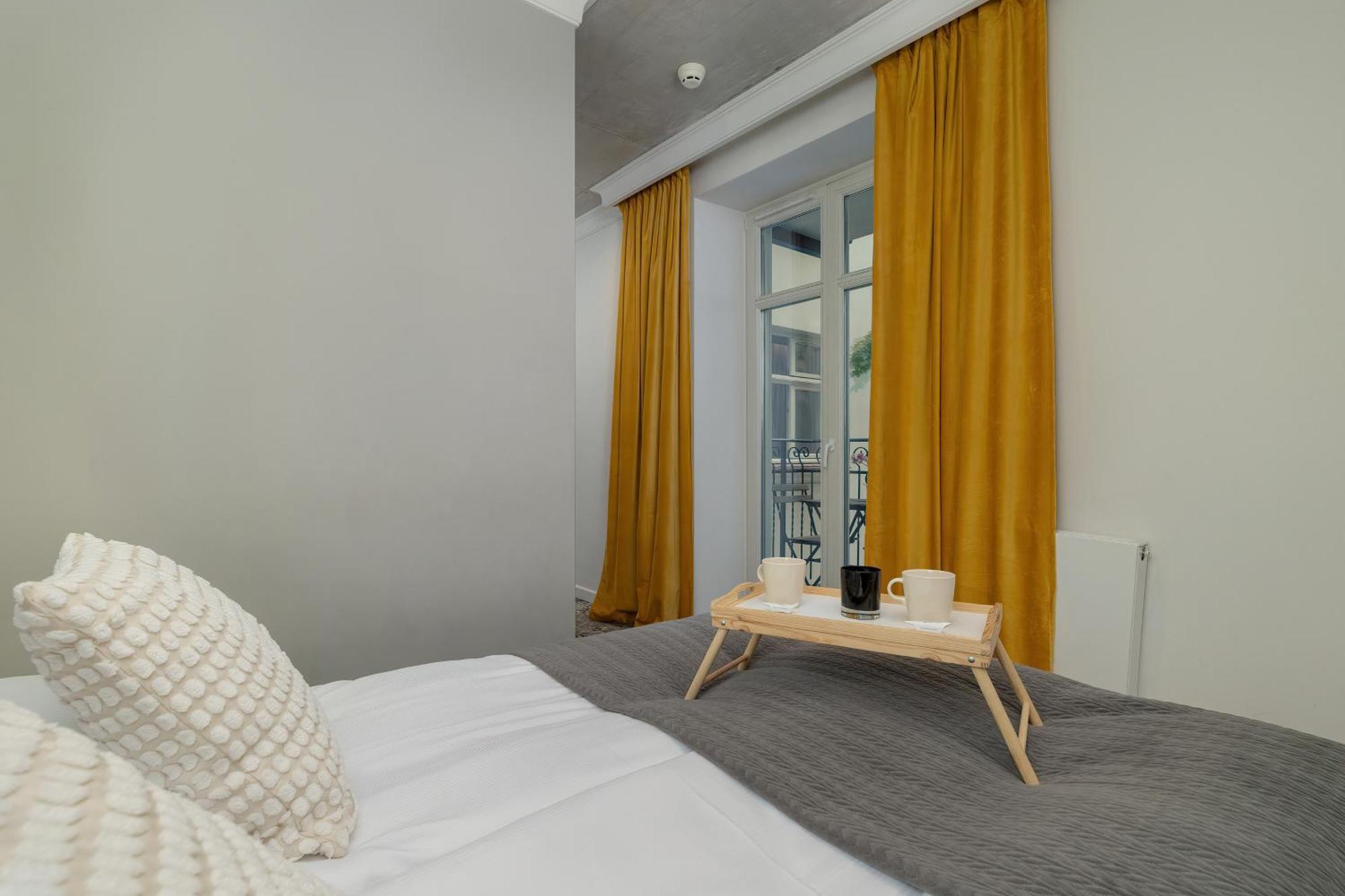Modern & Comfy Apartment Rakowicka 6 Cracow By Renters Krakow Bagian luar foto