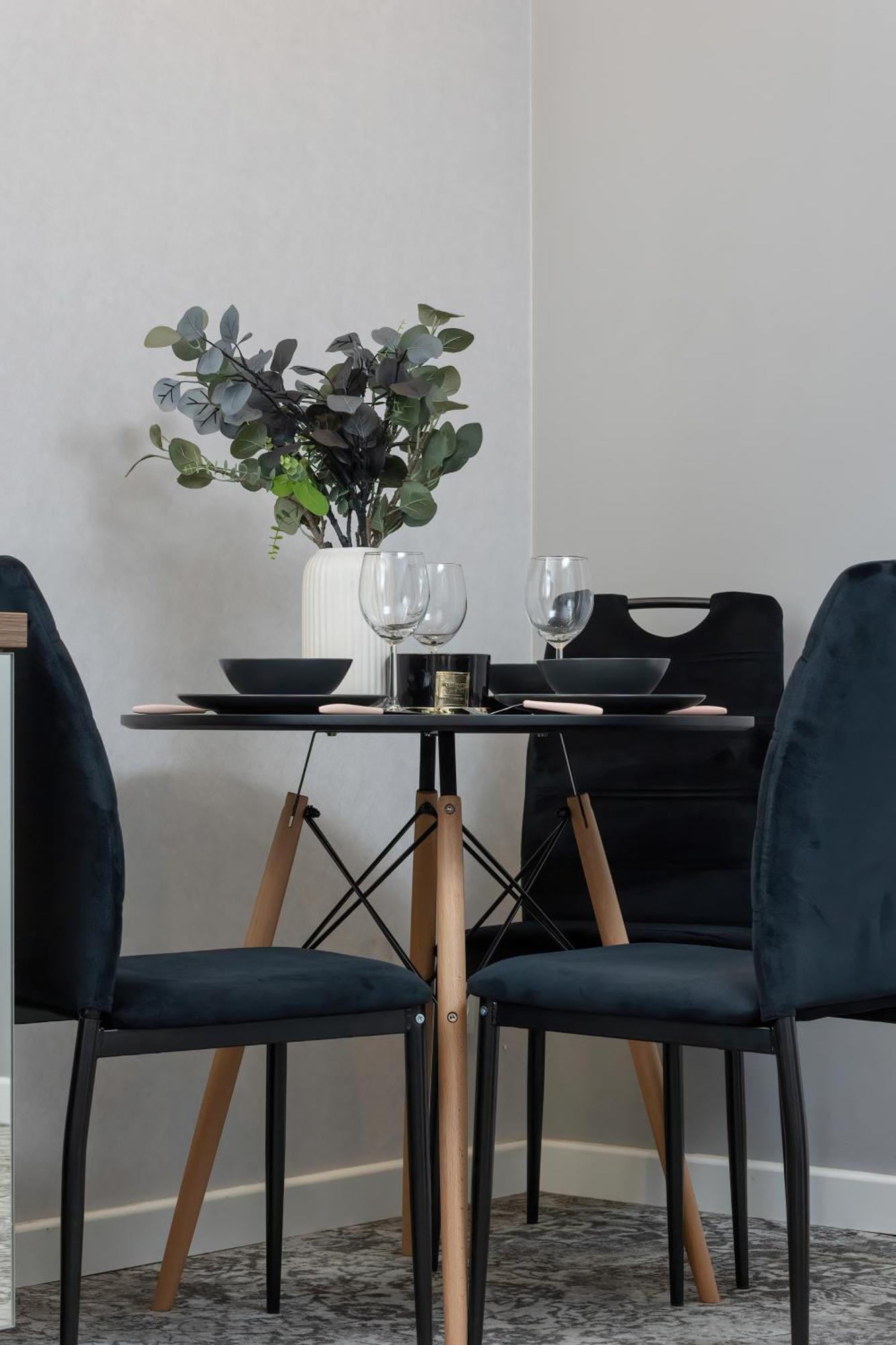 Modern & Comfy Apartment Rakowicka 6 Cracow By Renters Krakow Bagian luar foto